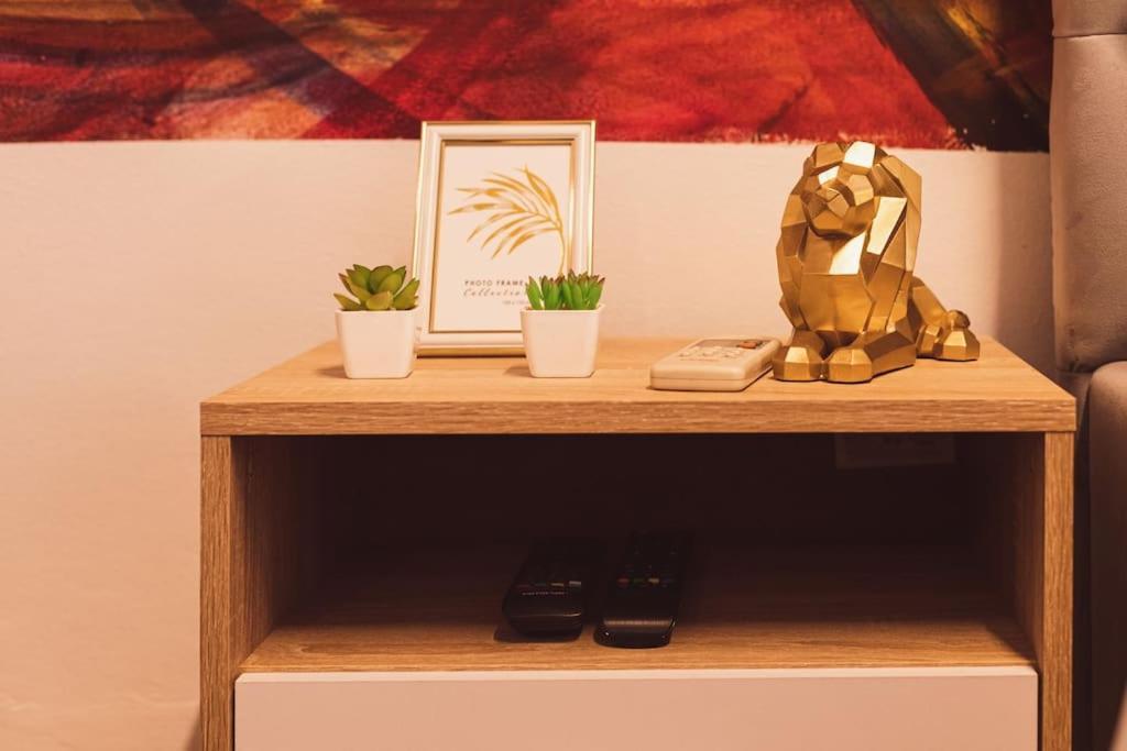 Art Studio Myslym Shyri Τίρανα Εξωτερικό φωτογραφία