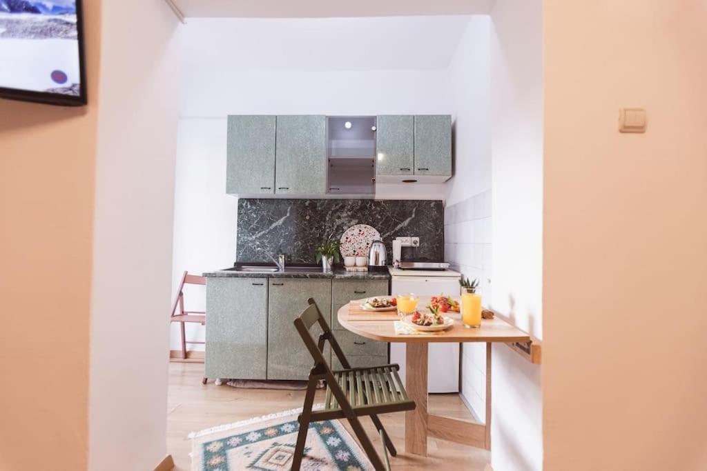 Art Studio Myslym Shyri Τίρανα Εξωτερικό φωτογραφία