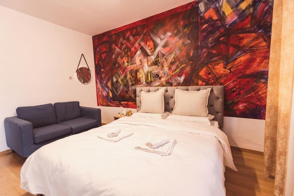 Art Studio Myslym Shyri Τίρανα Εξωτερικό φωτογραφία